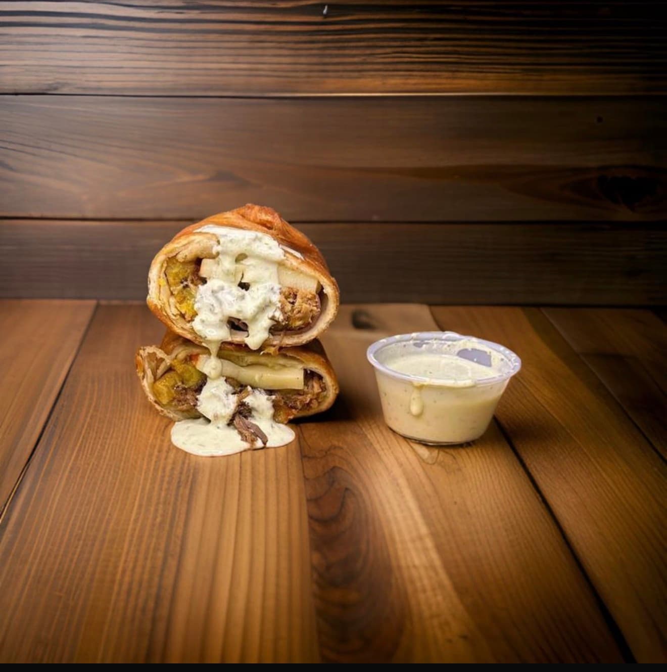 Empanadas y arepas recién fritas